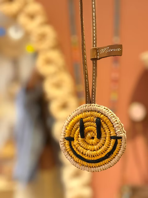 SMILE CHARMS