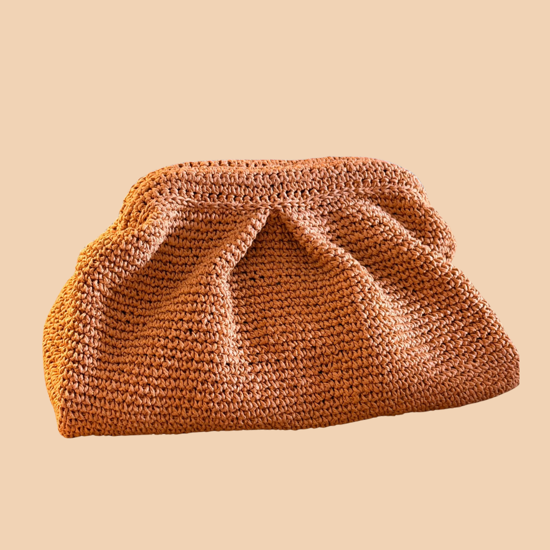 DAISY CLUTCH